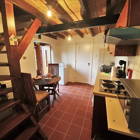 Arhontiko Mansion *
