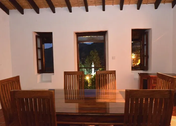 Πανσιόν Arhontiko Mansion